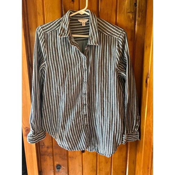 Time and Tru Tops - Time & Tru‎ Woman's Flannel size M 8-10